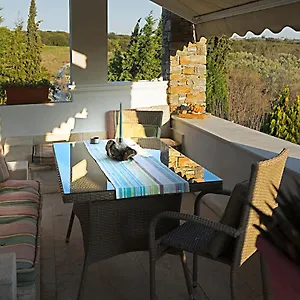 Appartement Lovely Apartm.near Airport, Kardiá